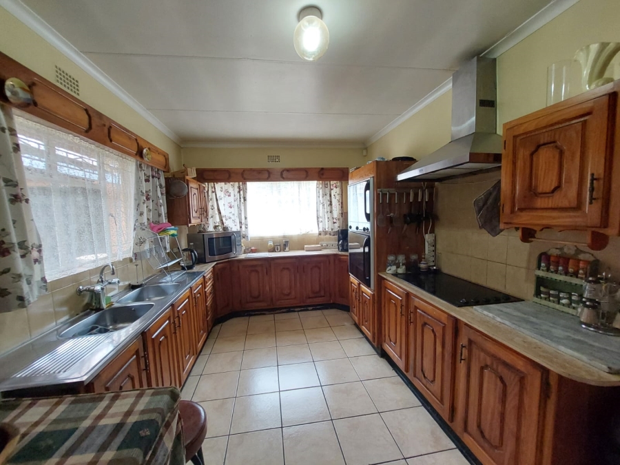 4 Bedroom Property for Sale in Vaalpark Free State